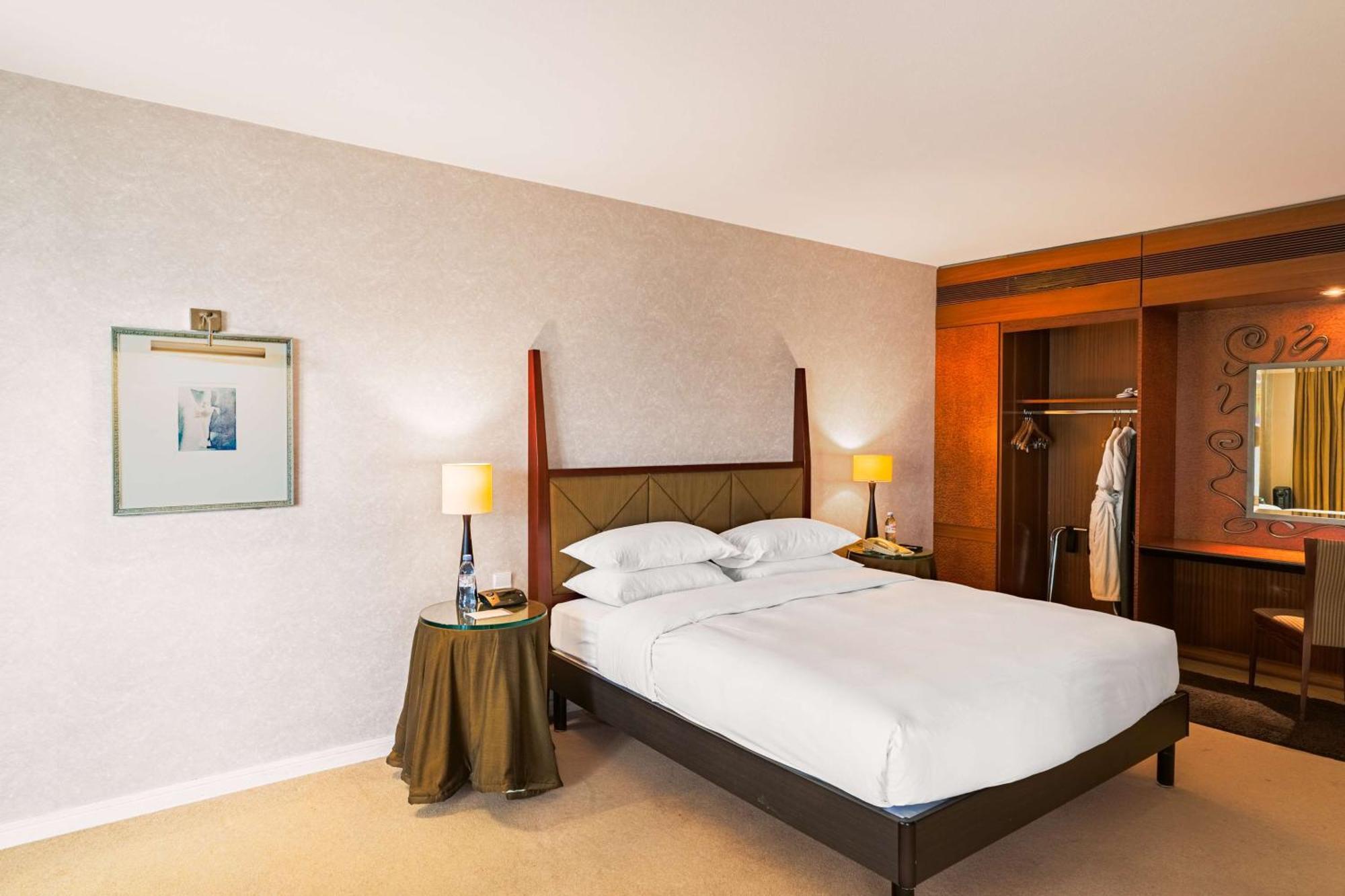Van Der Valk Hotel Paris Cdg Airport Руасси-эн-Франс Экстерьер фото