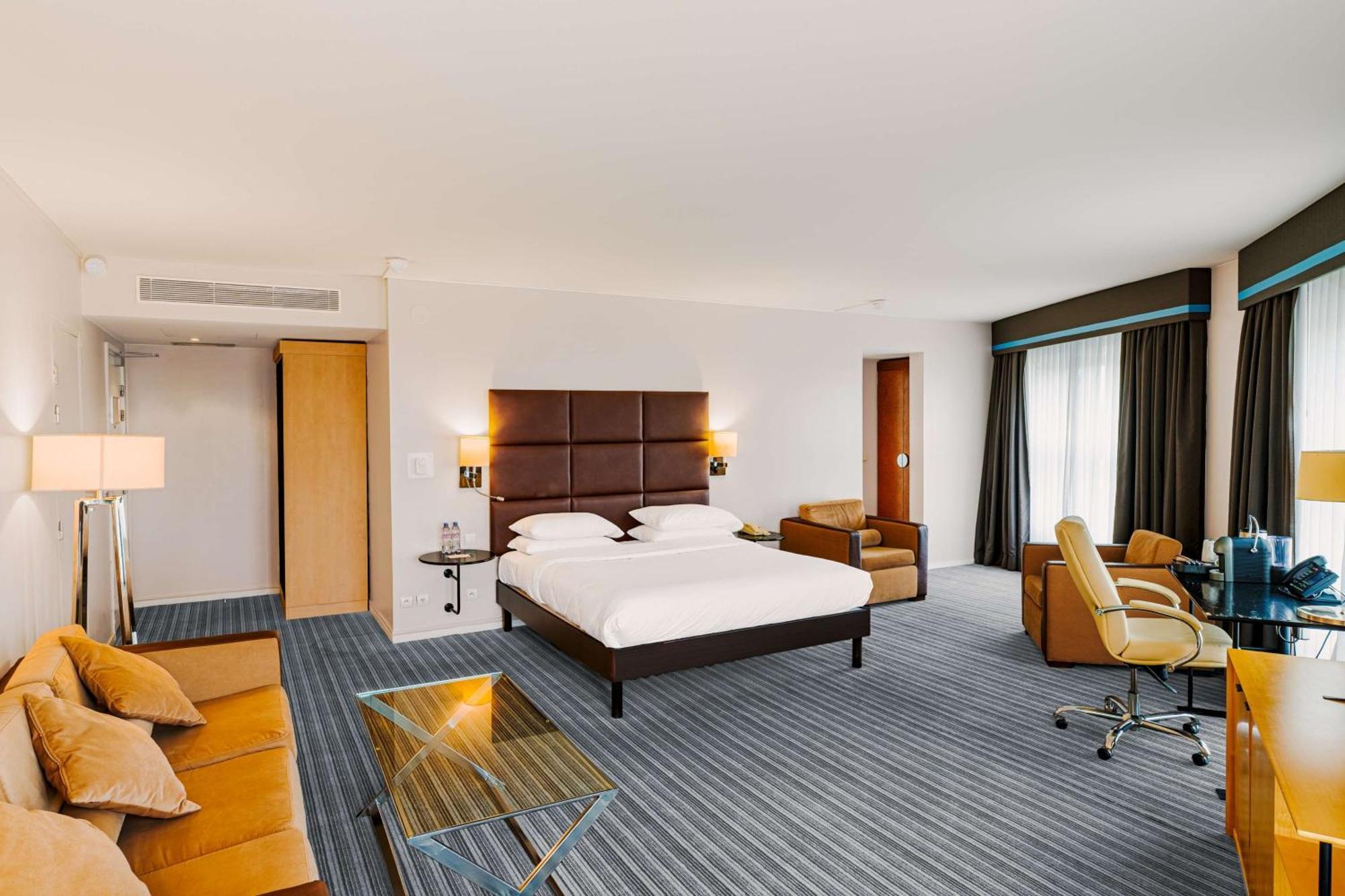 Van Der Valk Hotel Paris Cdg Airport Руасси-эн-Франс Экстерьер фото