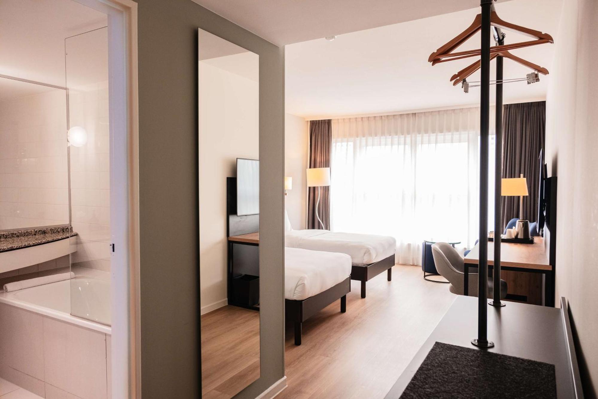 Van Der Valk Hotel Paris Cdg Airport Руасси-эн-Франс Экстерьер фото